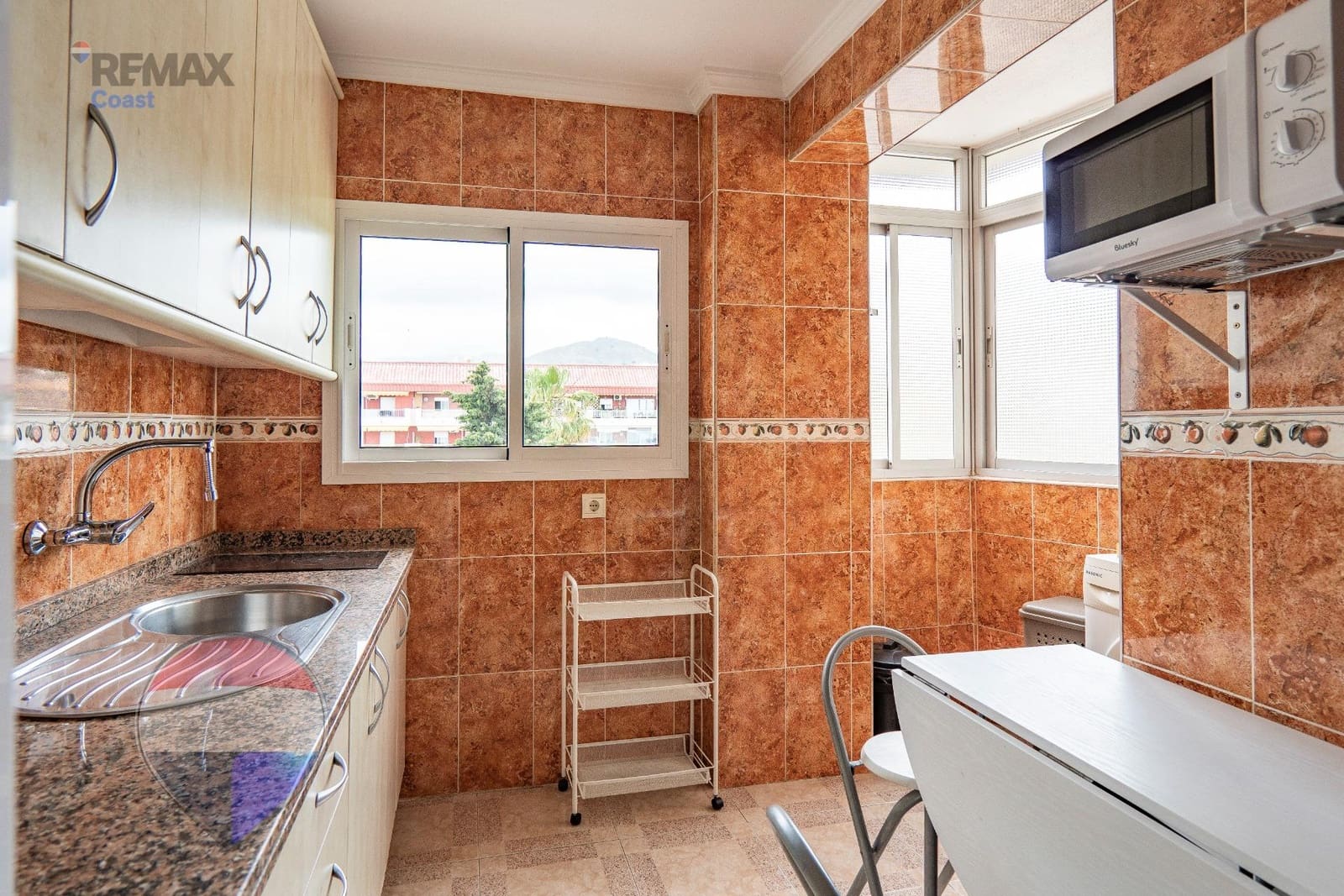 1 sypialnia Apartament do wynajęcia w Rincon de la Victoria z basenem garażem - 950 € (Ref: 9894050)