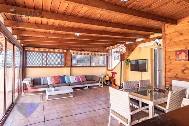 3 makuuhuone Kattohuoneisto myytävänä paikassa Málaga kaupunki - 869 000 € (Ref: 9896471)