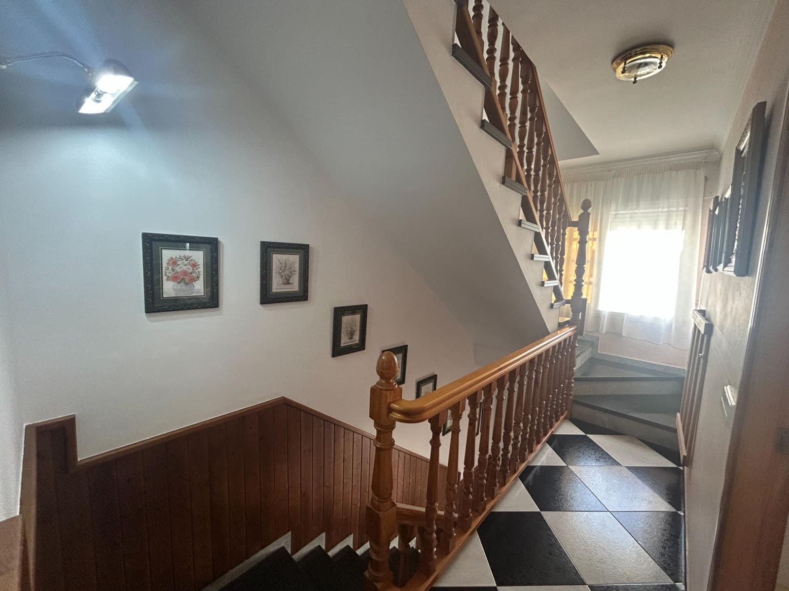 3 chambre Villa/Maison Mitoyenne à vendre à Estepona - 625 900 € (Ref: 9898931)