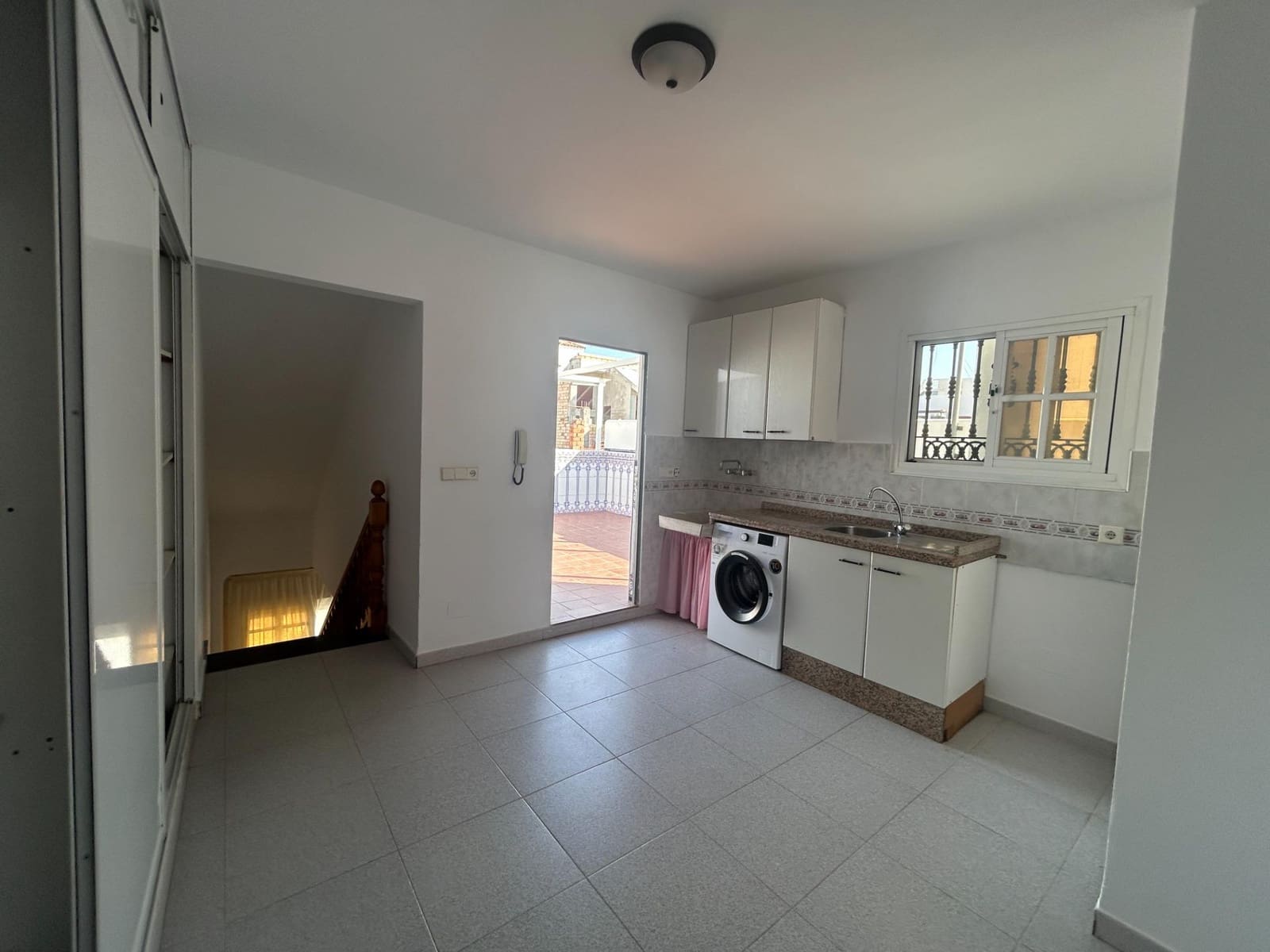 3 chambre Villa/Maison Mitoyenne à vendre à Estepona - 625 900 € (Ref: 9898931)