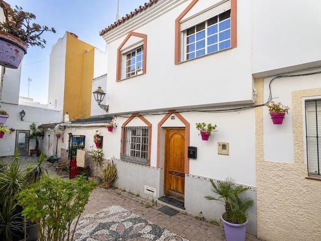 3 quarto Moradia em Banda para venda em Estepona - 625 900 € (Ref: 9898931)
