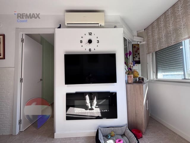 1 slaapkamer Appartement te koop in Benalmádena met zwembad - € 205.000 (Ref: 9929509)