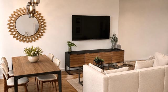 Loft til salg i Málaga by - € 185.000 (Ref: 9938465)