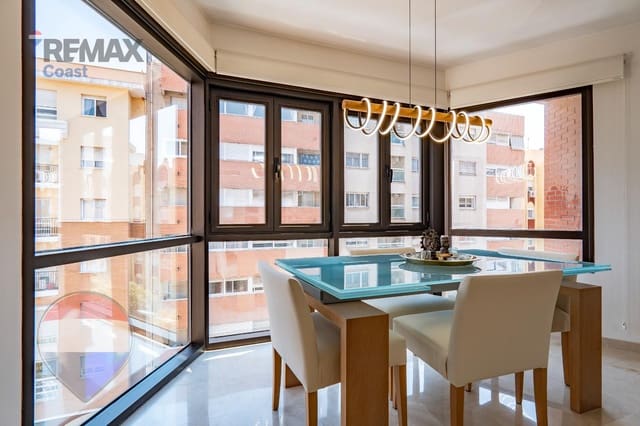2 sypialnia Mieszkanie na sprzedaż w Marmoles, Miasto Málaga - 380 000 € (Ref: 9945877)
