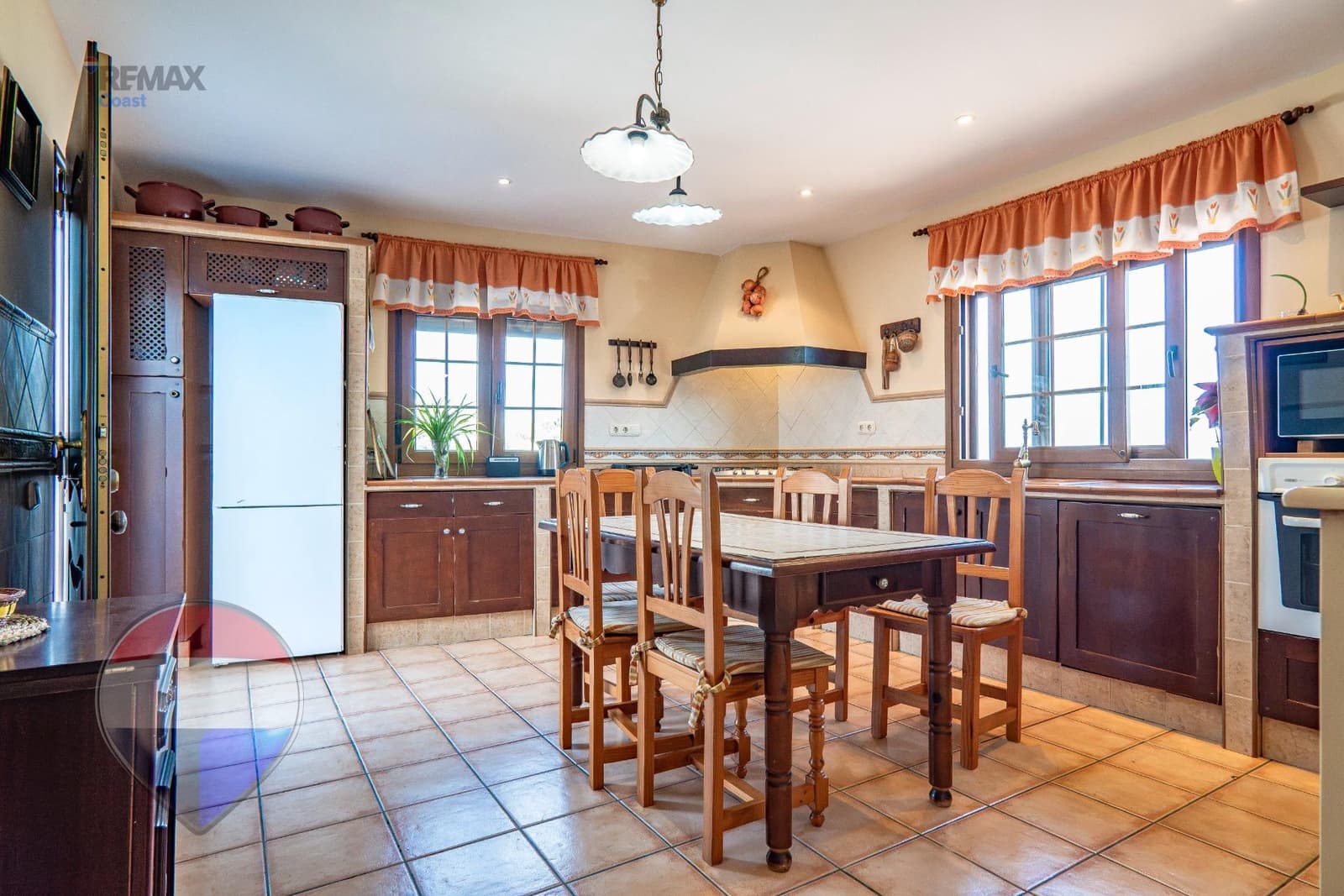 Finca/Casa Rural de 4 habitaciones en Rincón de la Victoria en venta con piscina - 745.000 € (Ref: 9952735)