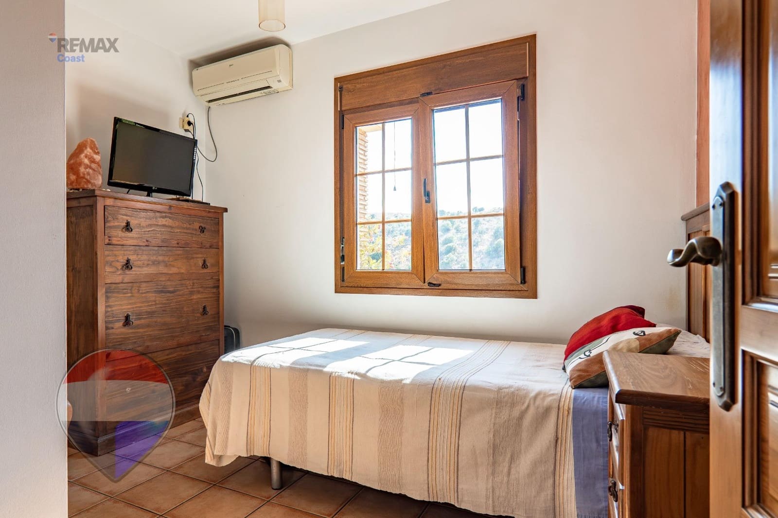 4 bedroom Finca/Country House for sale in Rincon de la Victoria with pool - € 745,000 (Ref: 9952735)
