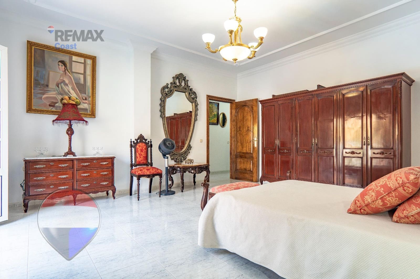 11 slaapkamer Finca/Landhuis te koop in Cuevas Bajas met zwembad garage - € 583.275 (Ref: 9955148)