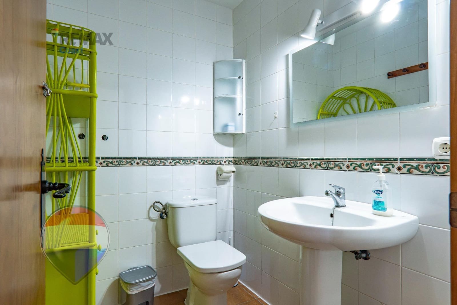 11 slaapkamer Finca/Landhuis te koop in Cuevas Bajas met zwembad garage - € 583.275 (Ref: 9955148)