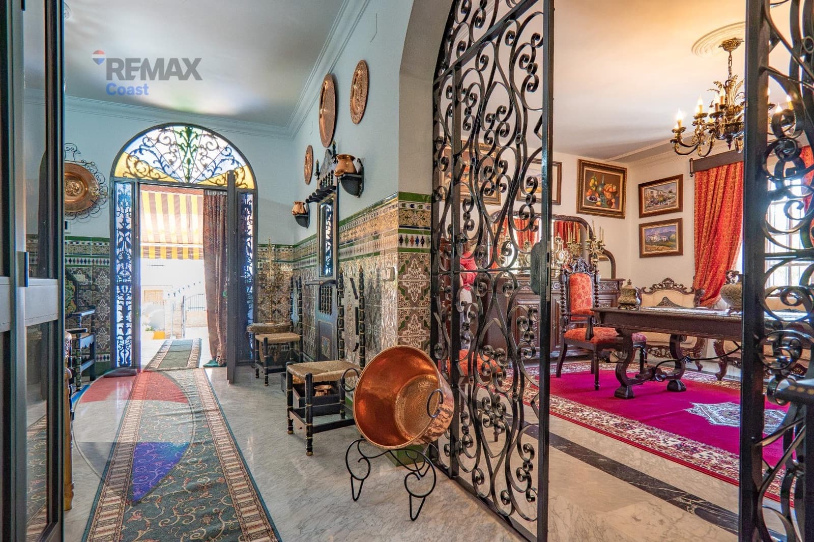 11 slaapkamer Finca/Landhuis te koop in Cuevas Bajas met zwembad garage - € 583.275 (Ref: 9955148)