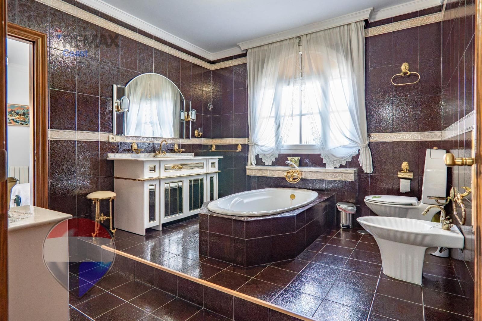 11 slaapkamer Finca/Landhuis te koop in Cuevas Bajas met zwembad garage - € 583.275 (Ref: 9955148)