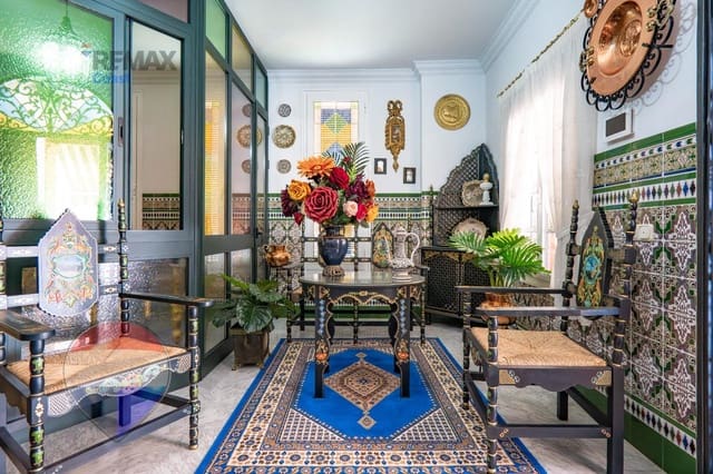 11 slaapkamer Finca/Landhuis te koop in Cuevas Bajas met zwembad garage - € 583.275 (Ref: 9955148)