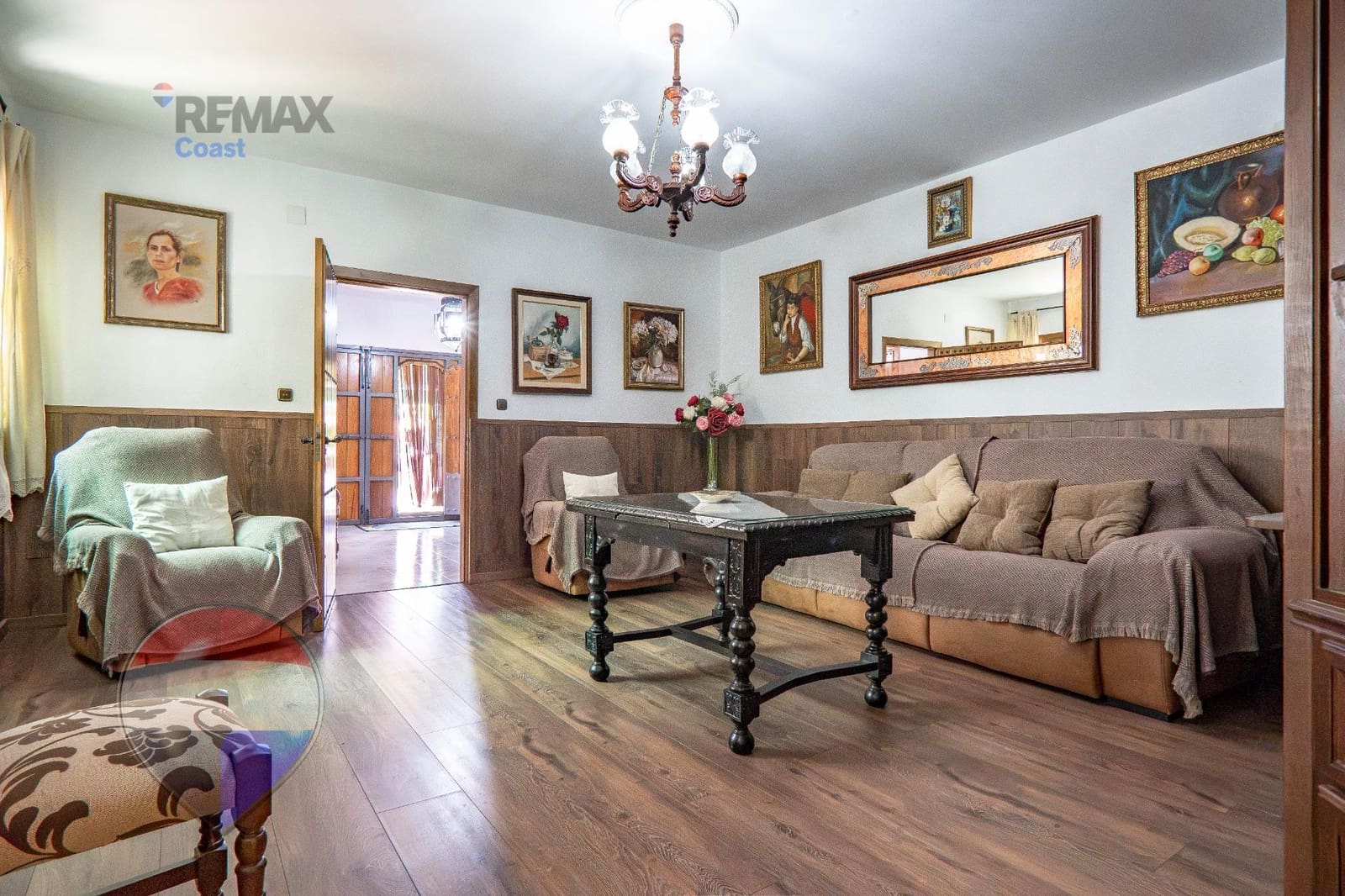 11 slaapkamer Finca/Landhuis te koop in Cuevas Bajas met zwembad garage - € 583.275 (Ref: 9955148)