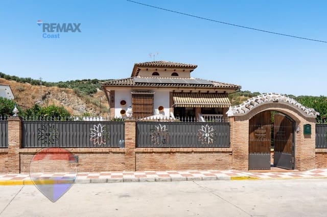 11 slaapkamer Finca/Landhuis te koop in Cuevas Bajas met zwembad garage - € 583.275 (Ref: 9955148)
