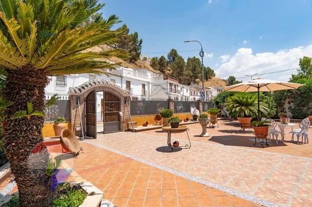 11 slaapkamer Finca/Landhuis te koop in Cuevas Bajas met zwembad garage - € 583.275 (Ref: 9955148)