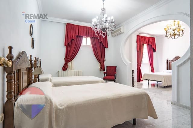 11 Zimmer Finca/Landgut zu verkaufen in Cuevas Bajas mit Pool Garage - 583.275 € (Ref: 9955148)