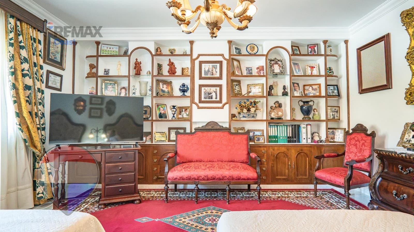 11 soverom Finca/Herregård til salgs i Cuevas Bajas med svømmebasseng garasje - € 583 275 (Ref: 9955148)