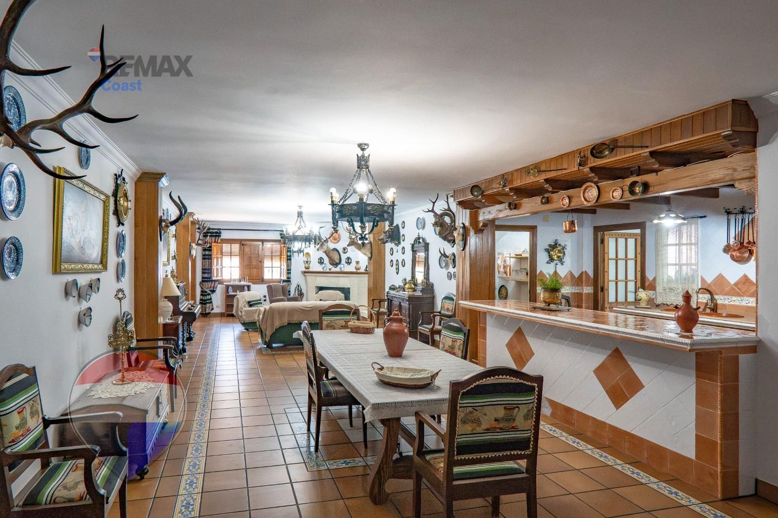 11 soverom Finca/Herregård til salgs i Cuevas Bajas med svømmebasseng garasje - € 583 275 (Ref: 9955148)