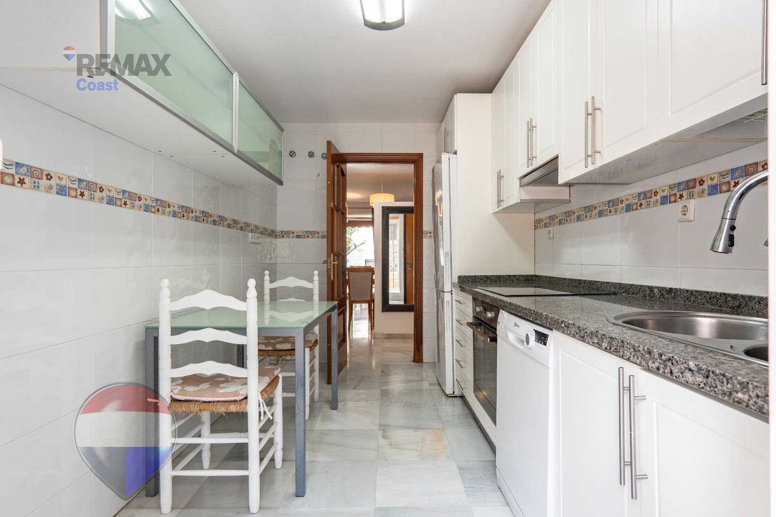 3 bedroom Apartment for sale in Rincon de la Victoria with pool garage - € 329,000 (Ref: 9973435)