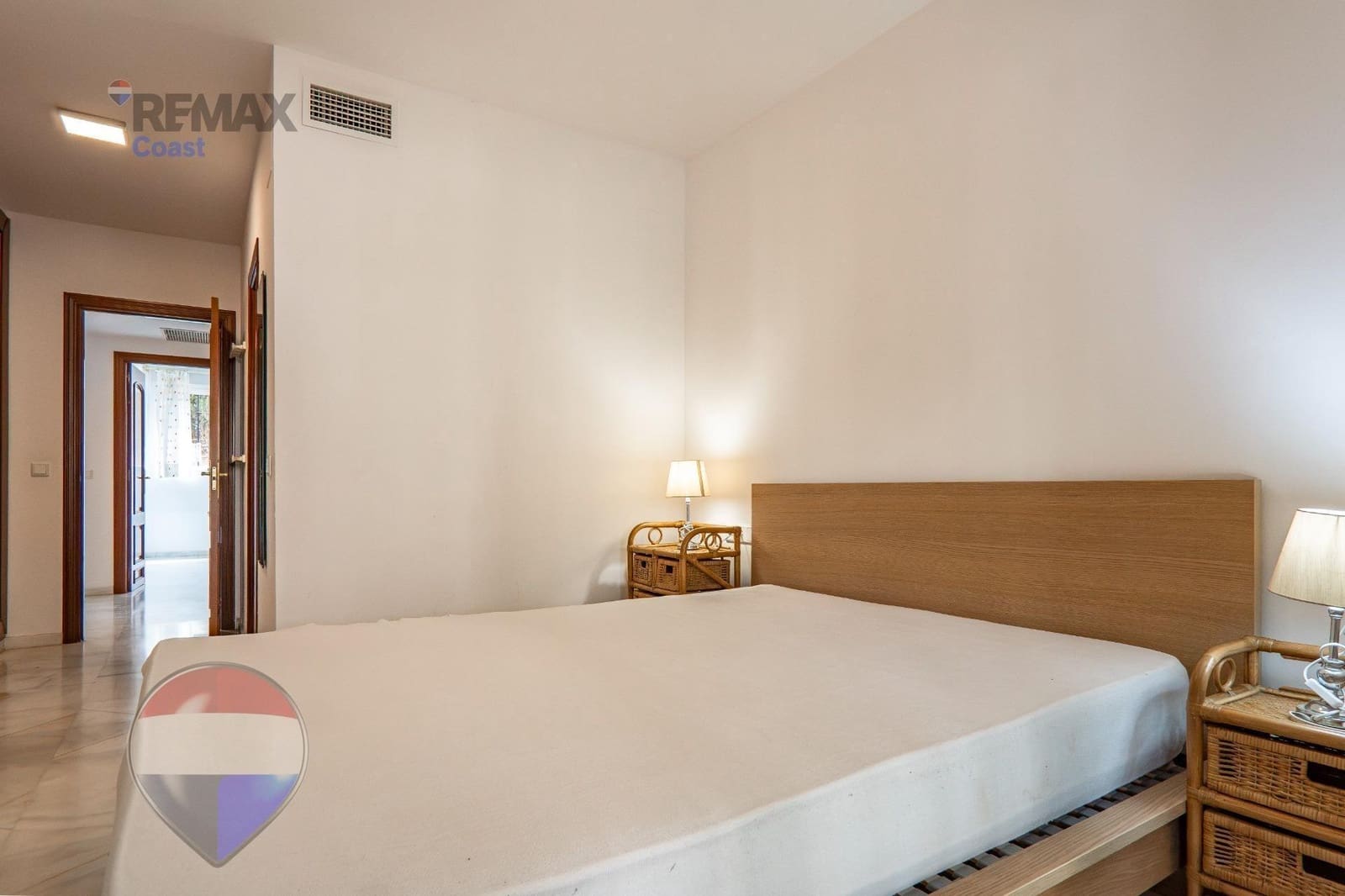 3 bedroom Apartment for sale in Rincon de la Victoria with pool garage - € 329,000 (Ref: 9973435)