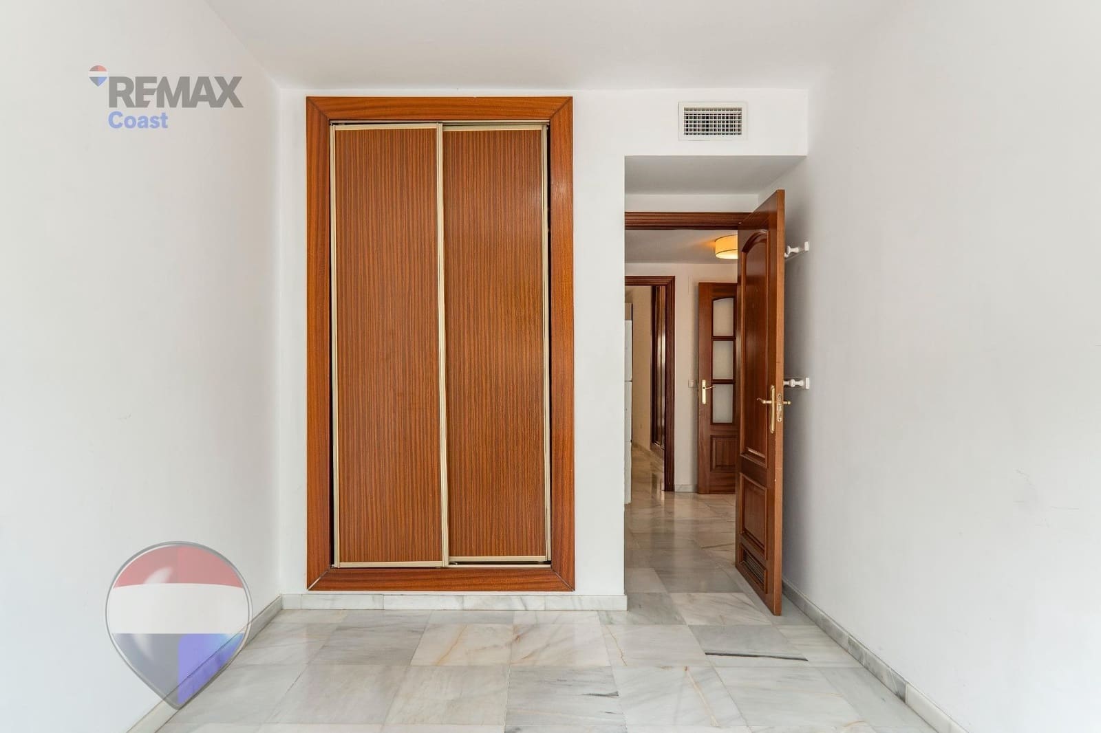 3 bedroom Apartment for sale in Rincon de la Victoria with pool garage - € 329,000 (Ref: 9973435)