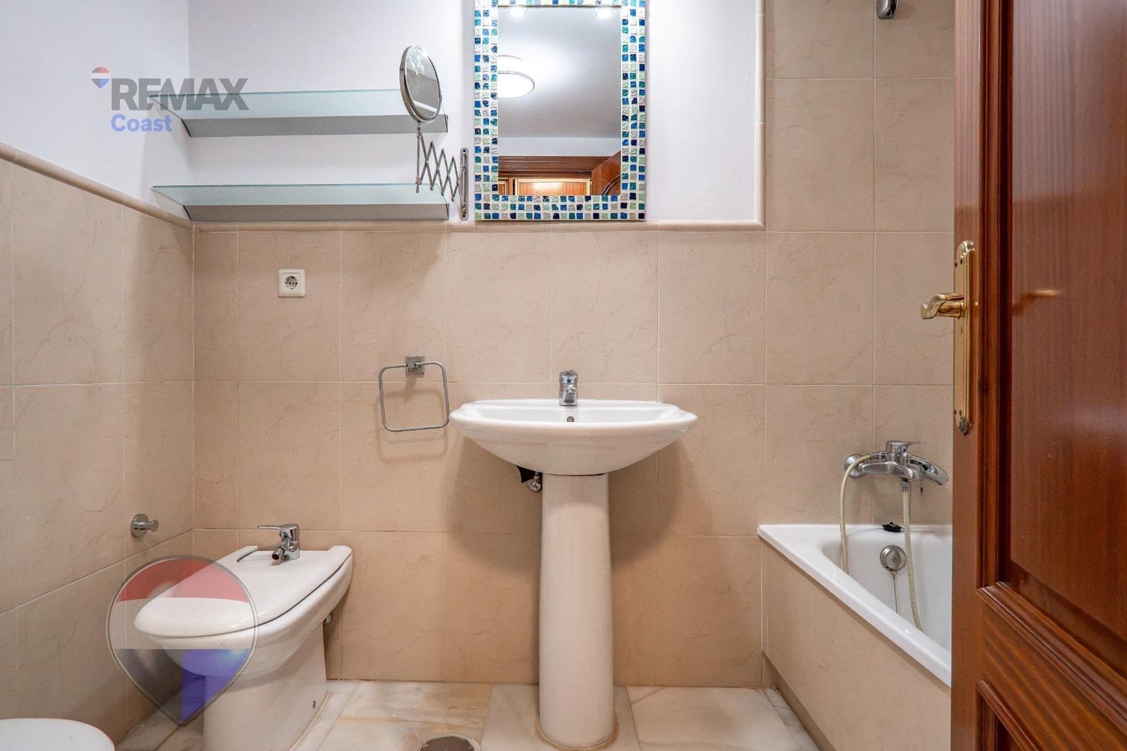 3 bedroom Apartment for sale in Rincon de la Victoria with pool garage - € 329,000 (Ref: 9973435)