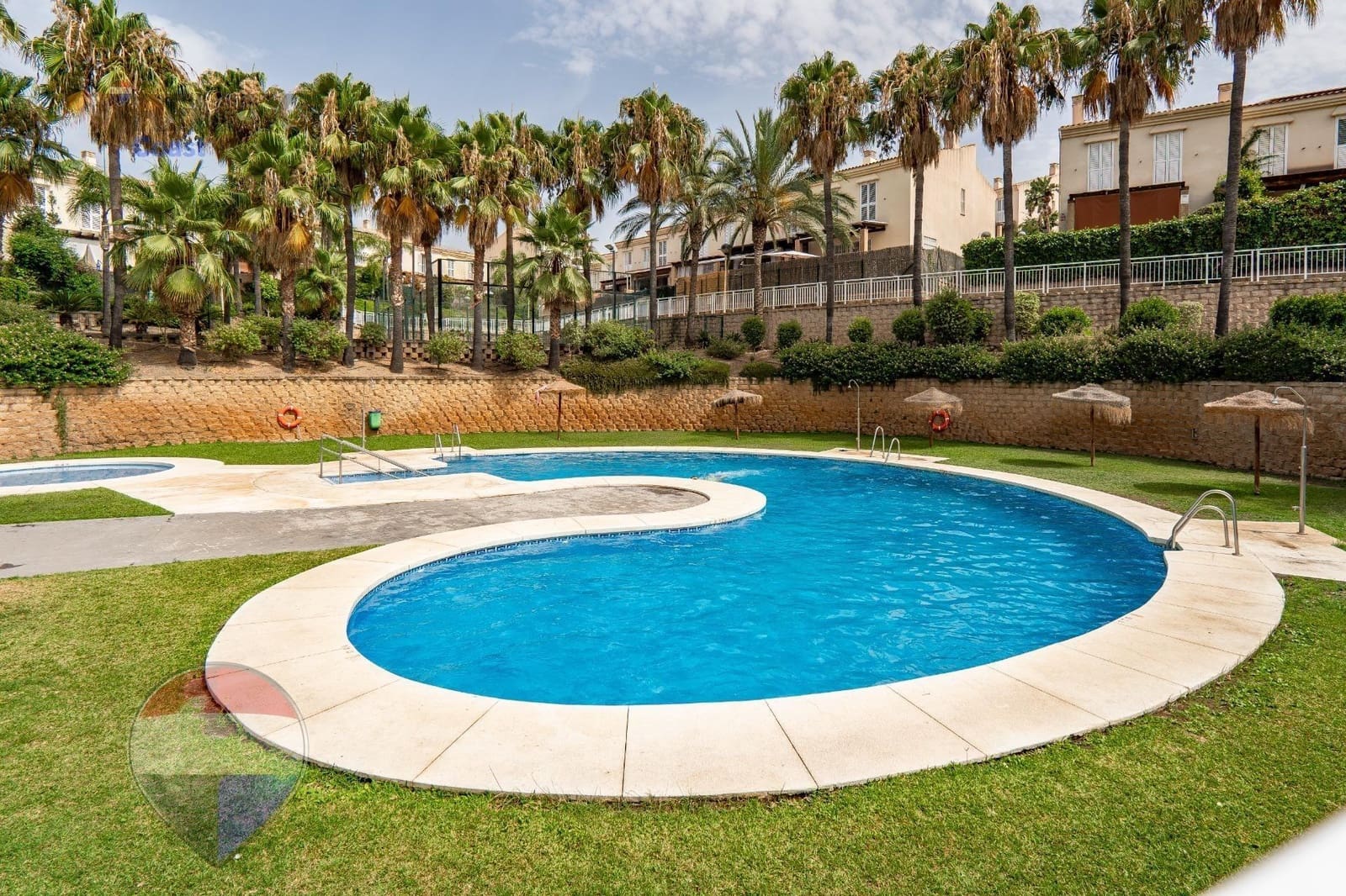 3 bedroom Apartment for sale in Rincon de la Victoria with pool garage - € 329,000 (Ref: 9973435)