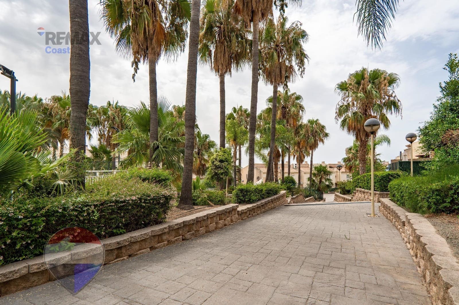 3 bedroom Apartment for sale in Rincon de la Victoria with pool garage - € 329,000 (Ref: 9973435)