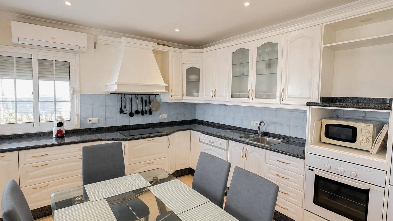 Chalet de 10 habitaciones en Riviera del Sol en venta con piscina - 1.450.000 € (Ref: 9973436)