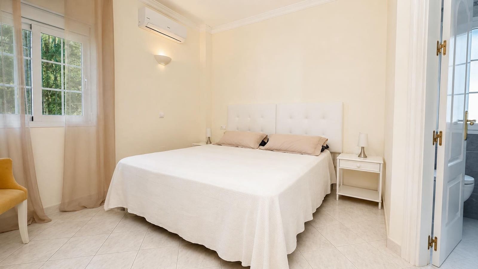 Chalet de 10 habitaciones en Riviera del Sol en venta con piscina - 1.450.000 € (Ref: 9973436)