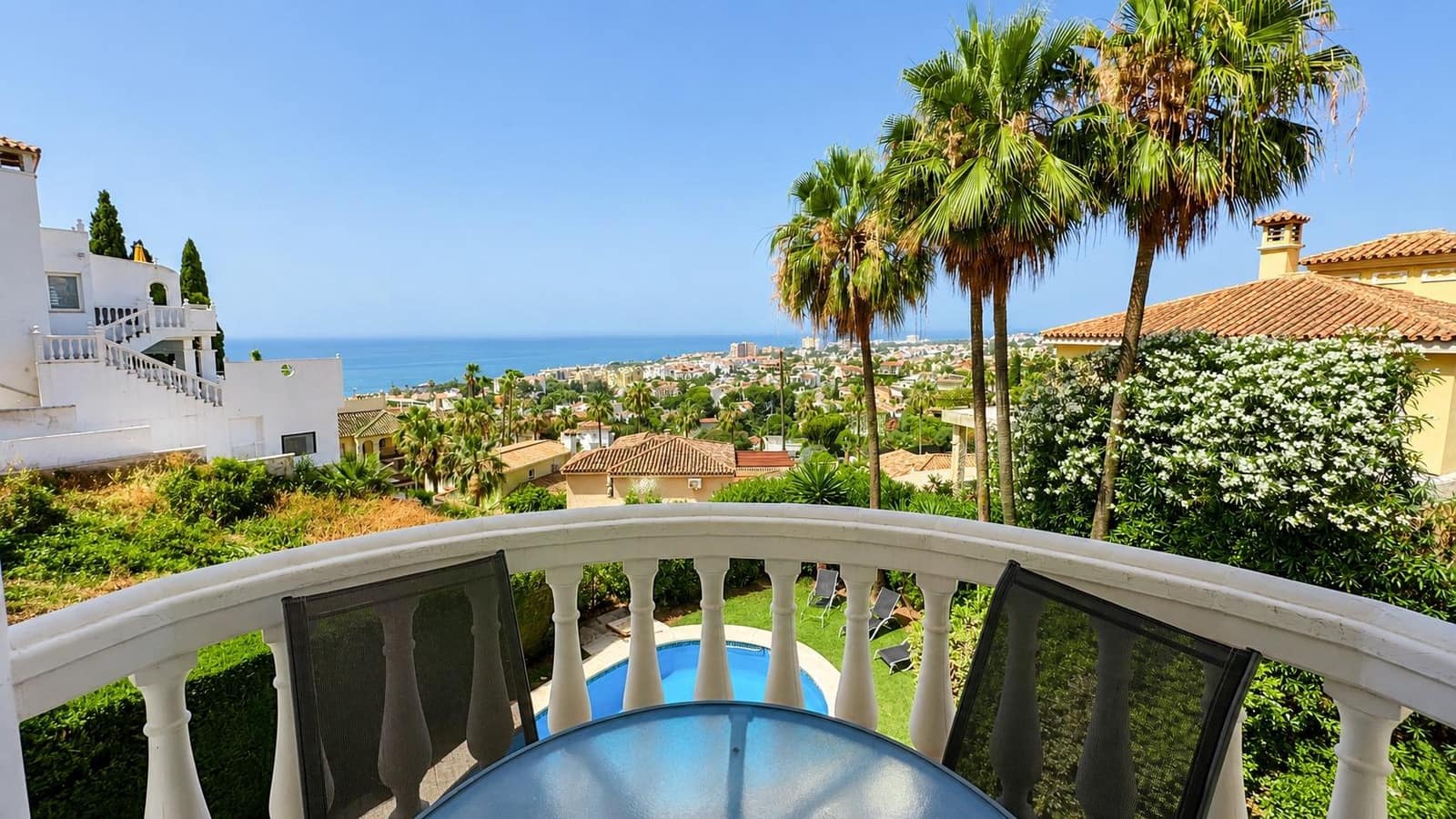 Chalet de 10 habitaciones en Riviera del Sol en venta con piscina - 1.450.000 € (Ref: 9973436)