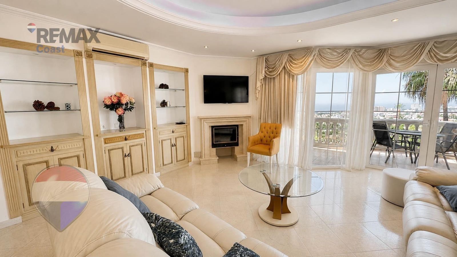 10 makuuhuone Huvila myytävänä paikassa Riviera del Sol mukana uima-altaan - 1 450 000 € (Ref: 9973436)