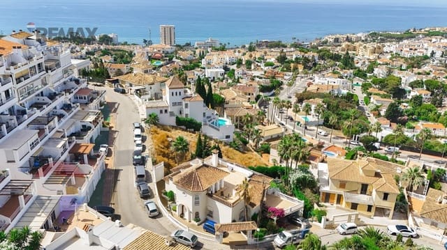 10 sypialnia Willa na sprzedaż w Riviera del Sol, Mijas z basenem - 1 450 000 € (Ref: 9973436)