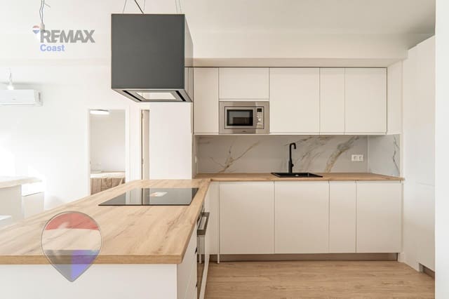 2 soveværelse Lejlighed til salg i Carretera de Cadiz, Málaga by - € 350.000 (Ref: 9977526)