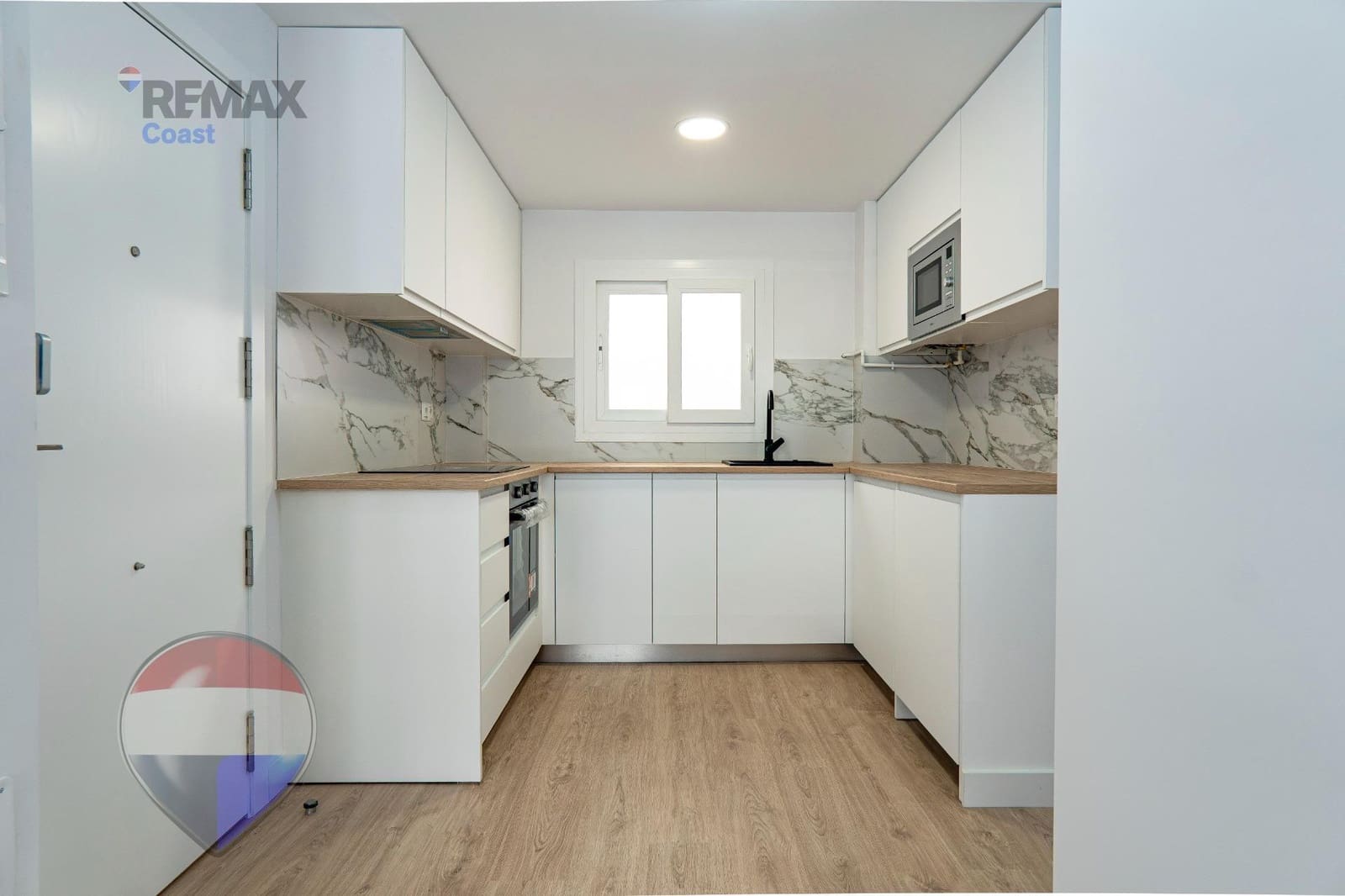 2 soveværelse Lejlighed til salg i Malaga by med garage - € 325.000 (Ref: 9977527)