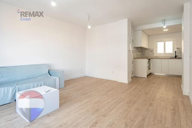 2 sypialnia Mieszkanie na sprzedaż w Miasto Málaga z garażem - 325 000 € (Ref: 9977527)