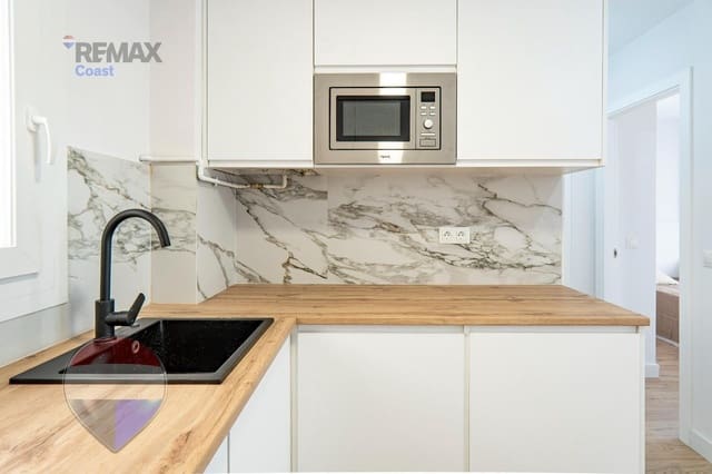 2 sypialnia Mieszkanie na sprzedaż w Miasto Málaga z garażem - 325 000 € (Ref: 9977527)