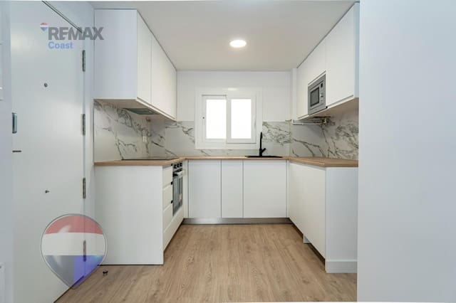2 soverom Leilighet til salgs i Málaga by med garasje - € 325 000 (Ref: 9977527)