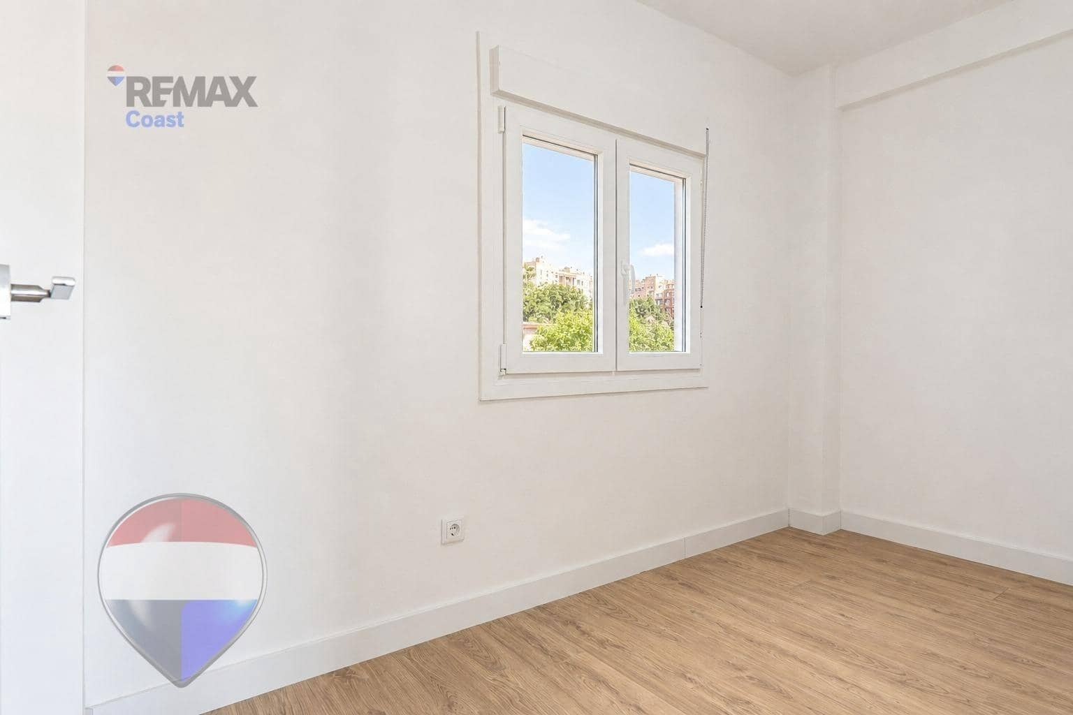 3 slaapkamer Flat te koop in Malaga stad - € 318.000 (Ref: 9977529)