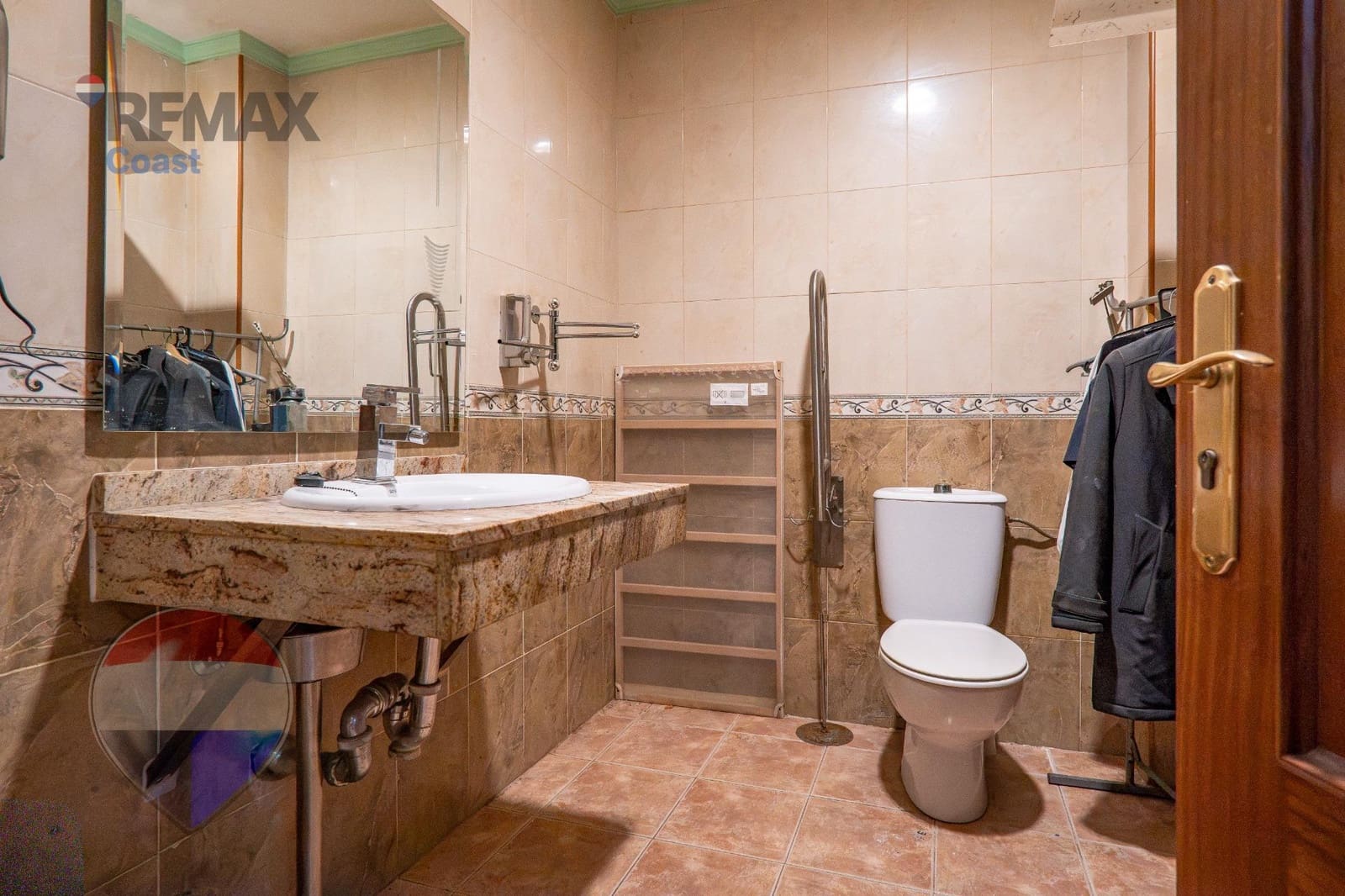 Comercial para venda em Malaga cidade - 119 000 € (Ref: 9990813)