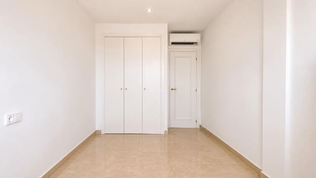 2 chambre Appartement à vendre à Alcorrín, Manilva avec piscine - 285 000 € (Ref: 9997203)
