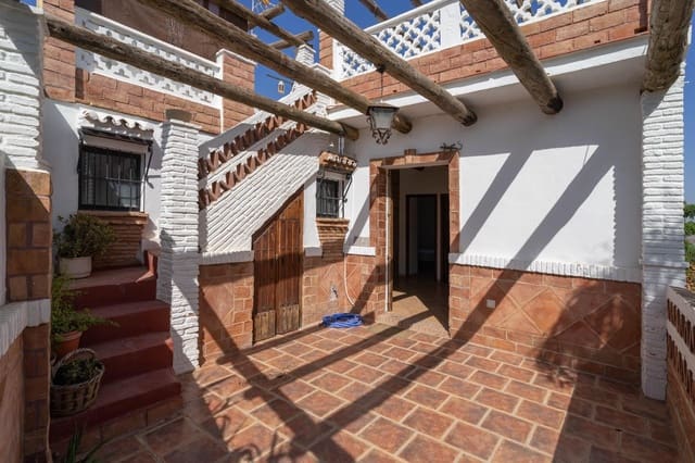 2 quarto Moradia em Banda para arrendar em Alhaurín el Grande - 750 € (Ref: 10025664)