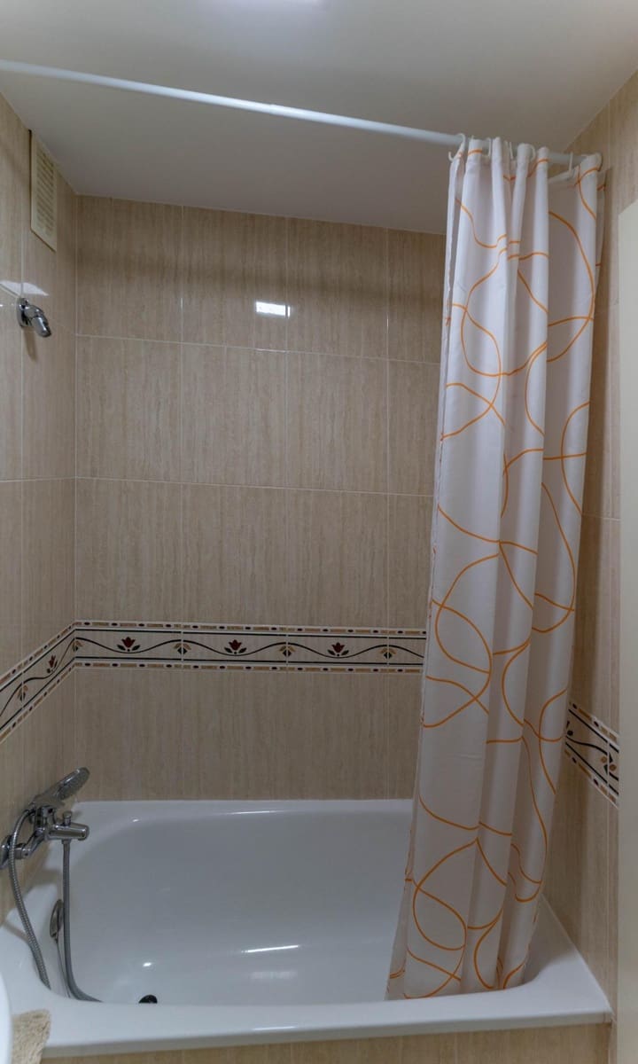 1 soverom Leilighet til leie i Fuengirola - € 800 (Ref: 10090818)