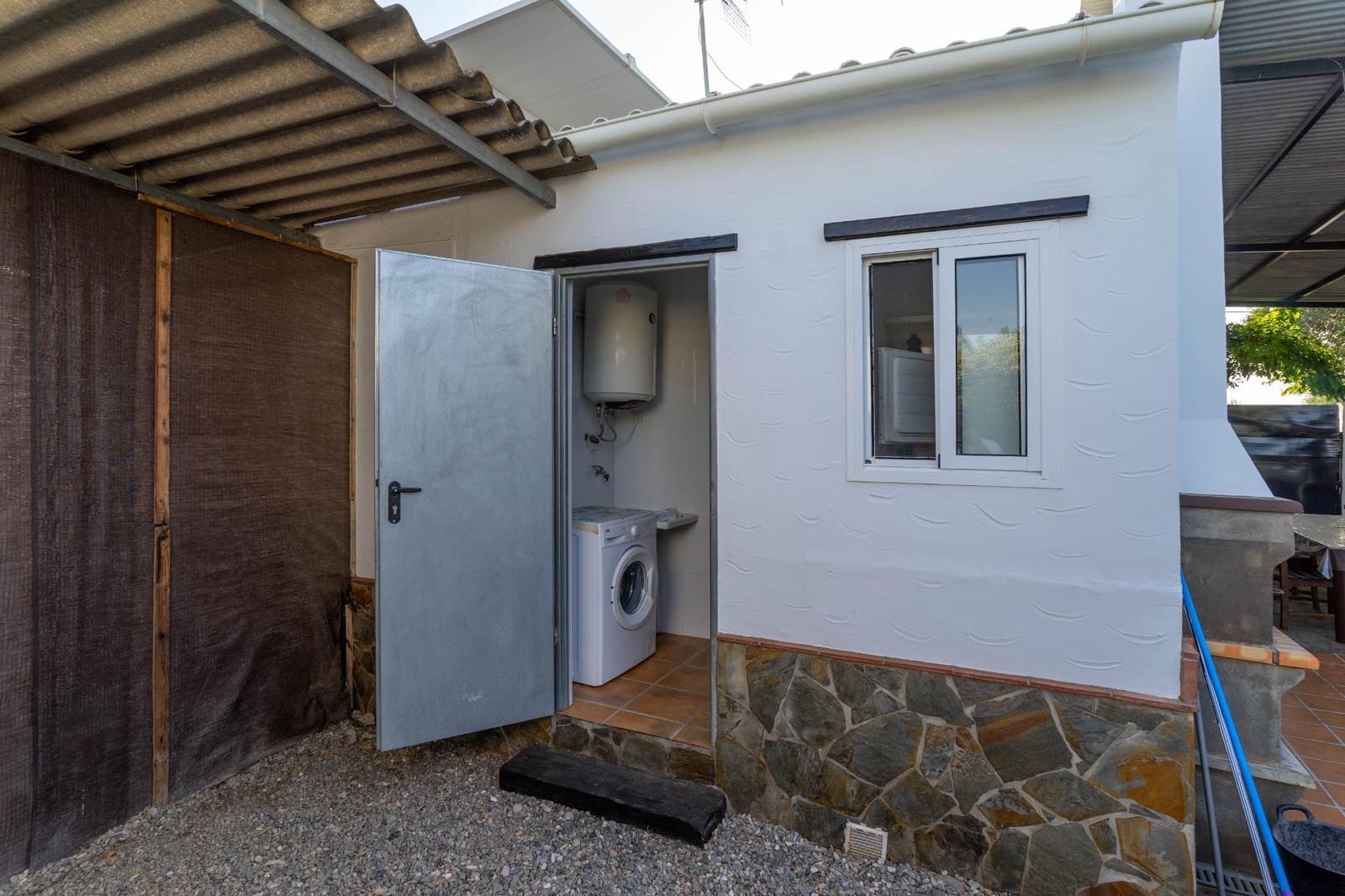 Villa/Maison de 2 chambres à louer à Coin avec garage - 900 € (Ref: 10094730)