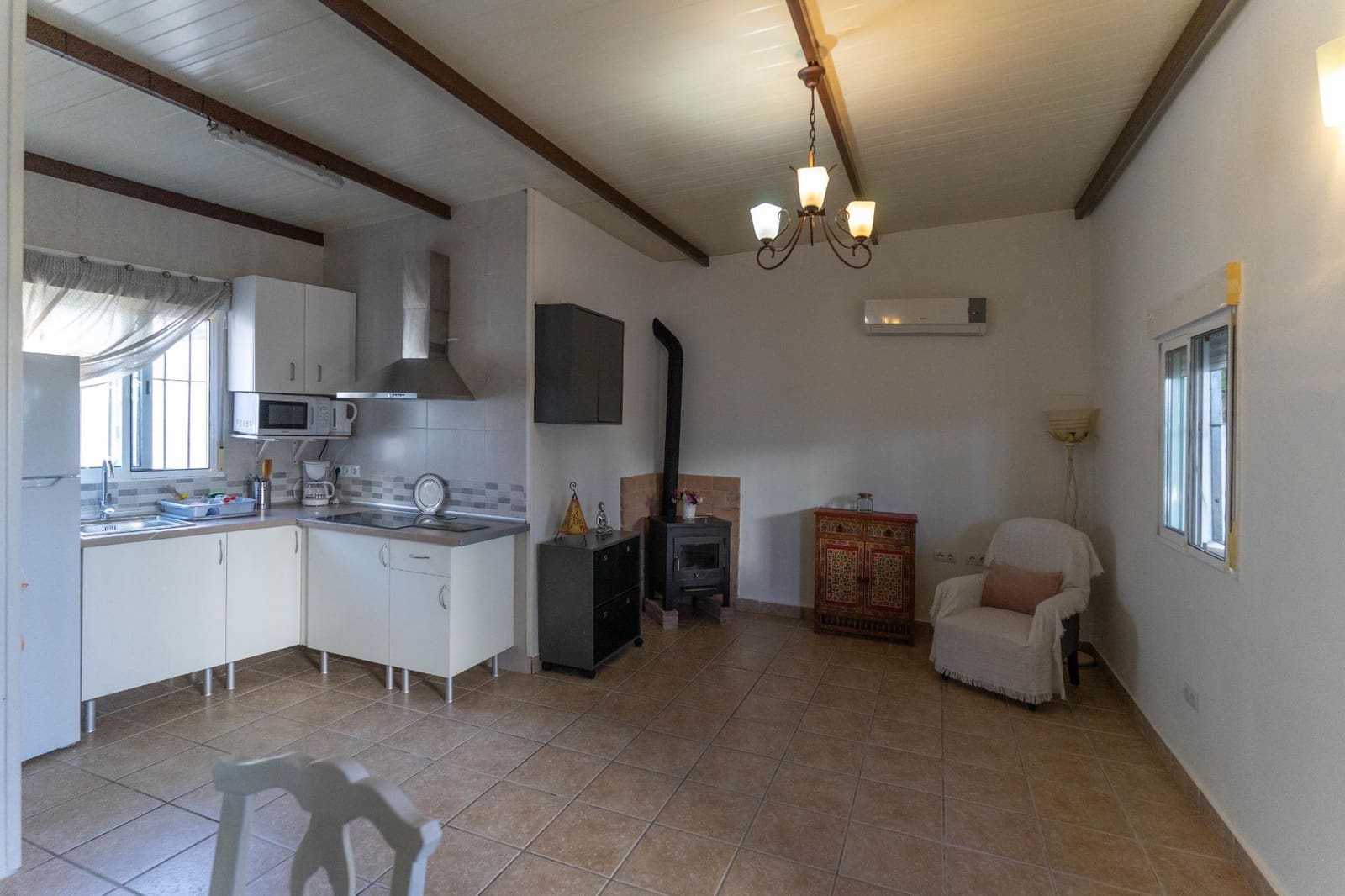 Villa/Maison de 2 chambres à louer à Coin avec garage - 900 € (Ref: 10094730)