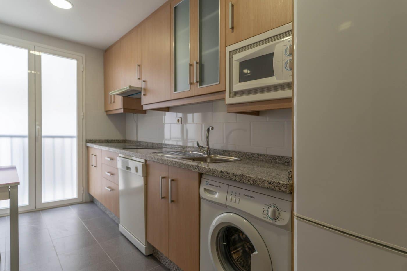 Piso de 2 habitaciones en Alhaurín el Grande en alquiler con garaje - 850 € (Ref: 10102665)