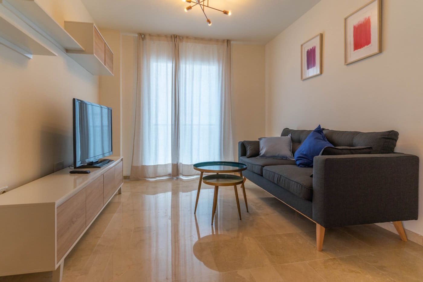 Piso de 2 habitaciones en Alhaurín el Grande en alquiler con garaje - 850 € (Ref: 10102665)