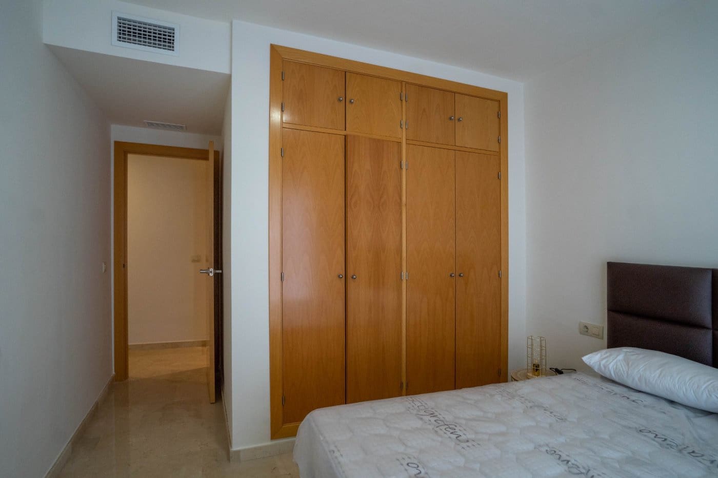 Piso de 2 habitaciones en Alhaurín el Grande en alquiler con garaje - 850 € (Ref: 10102665)