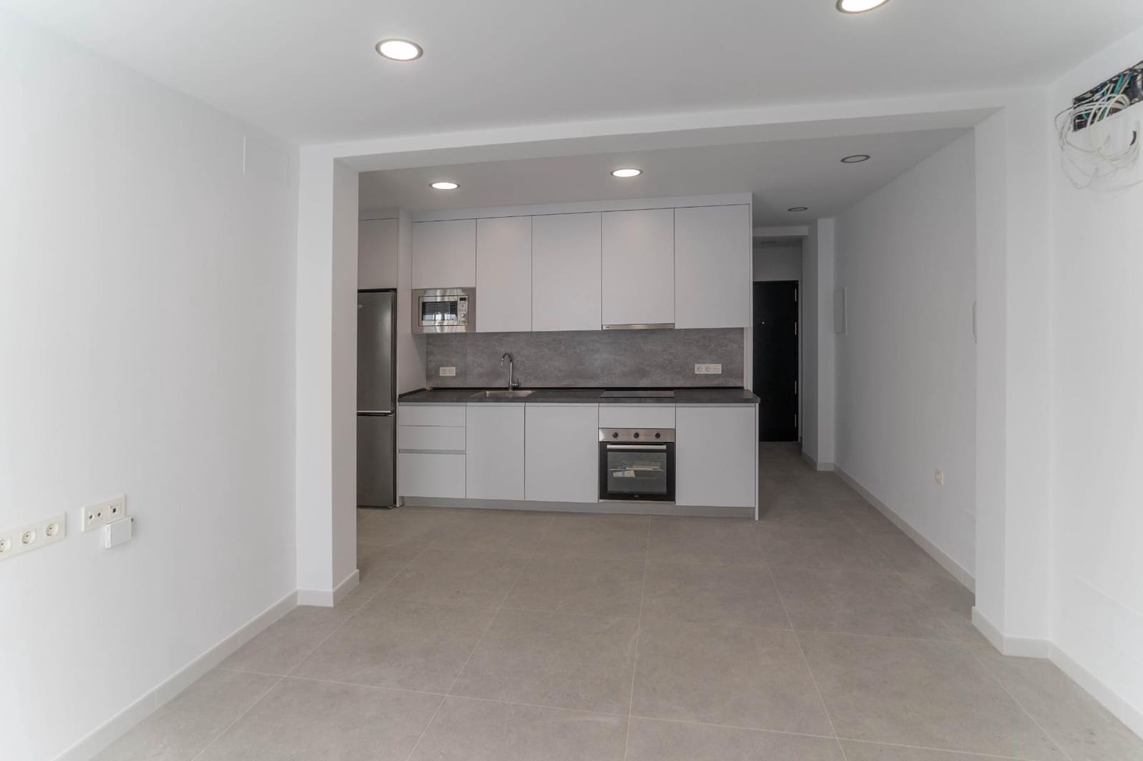 2 bedroom Flat for rent in Alhaurin el Grande with garage - € 1,000 (Ref: 10120246)