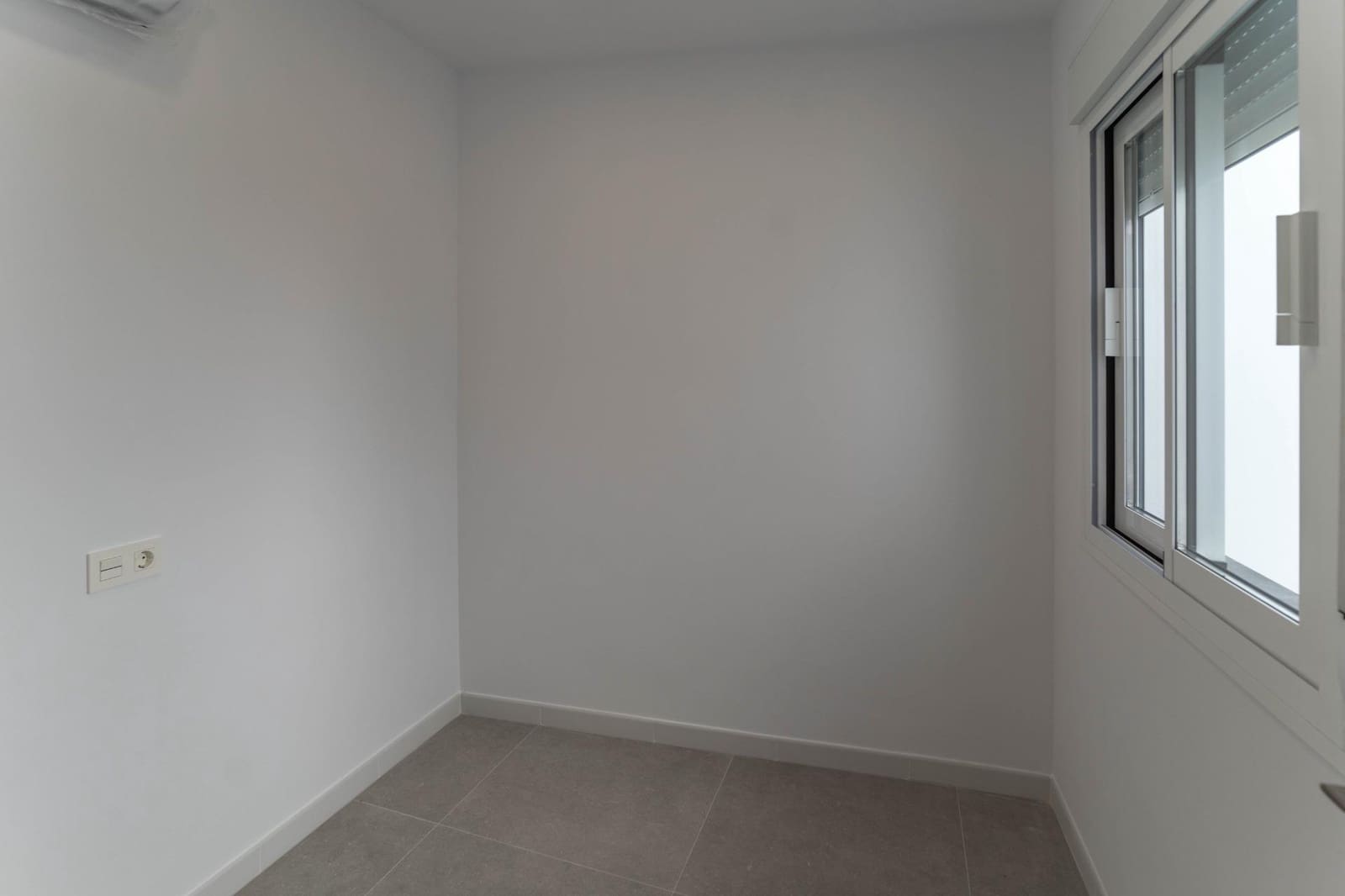 2 bedroom Flat for rent in Alhaurin el Grande with garage - € 1,000 (Ref: 10120246)