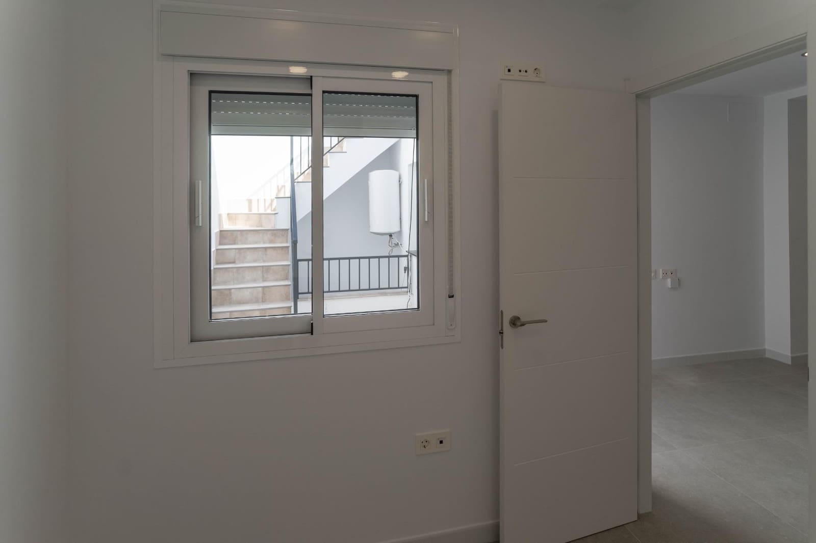 2 bedroom Flat for rent in Alhaurin el Grande with garage - € 1,000 (Ref: 10120246)